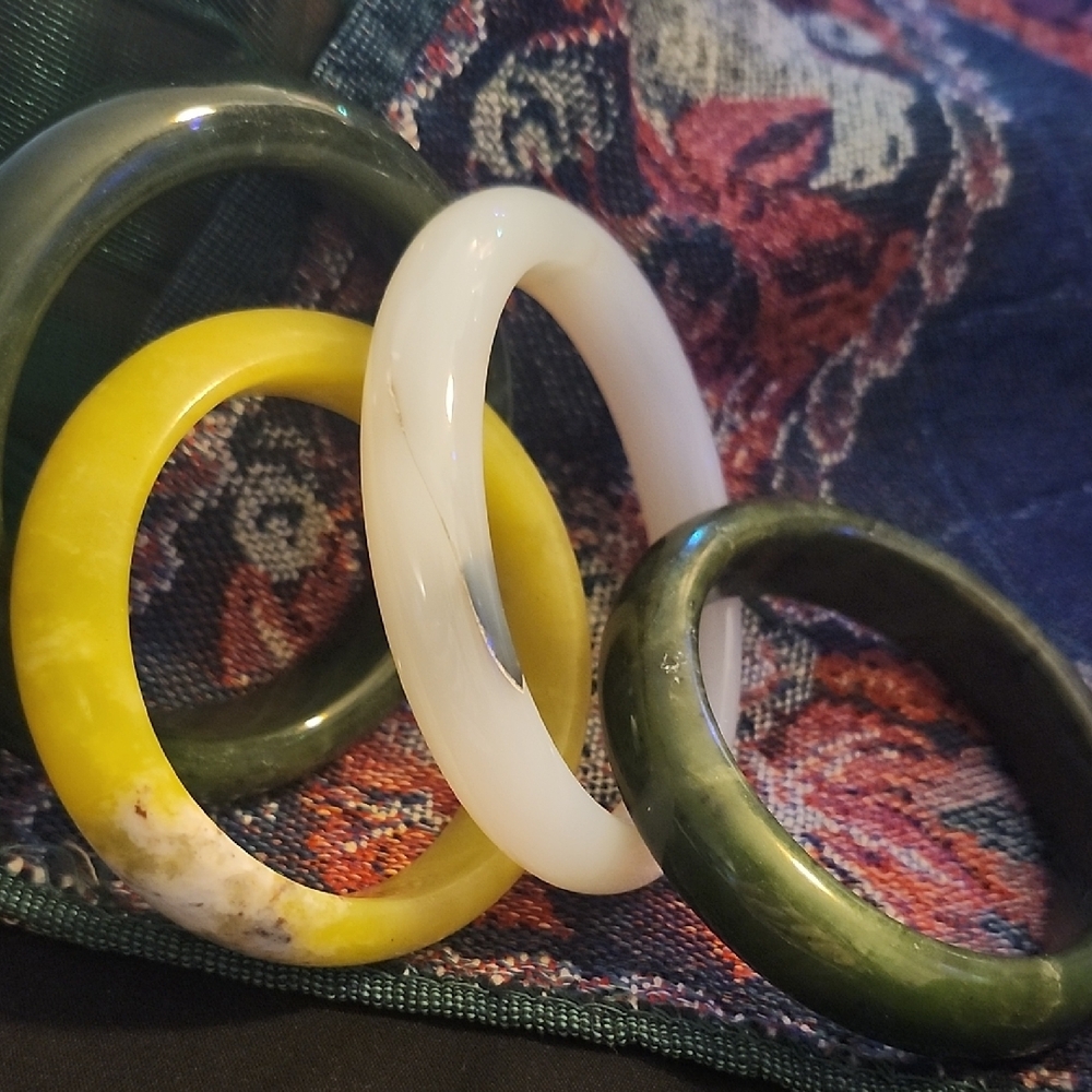 Elegant Jade and White Bangle Set
